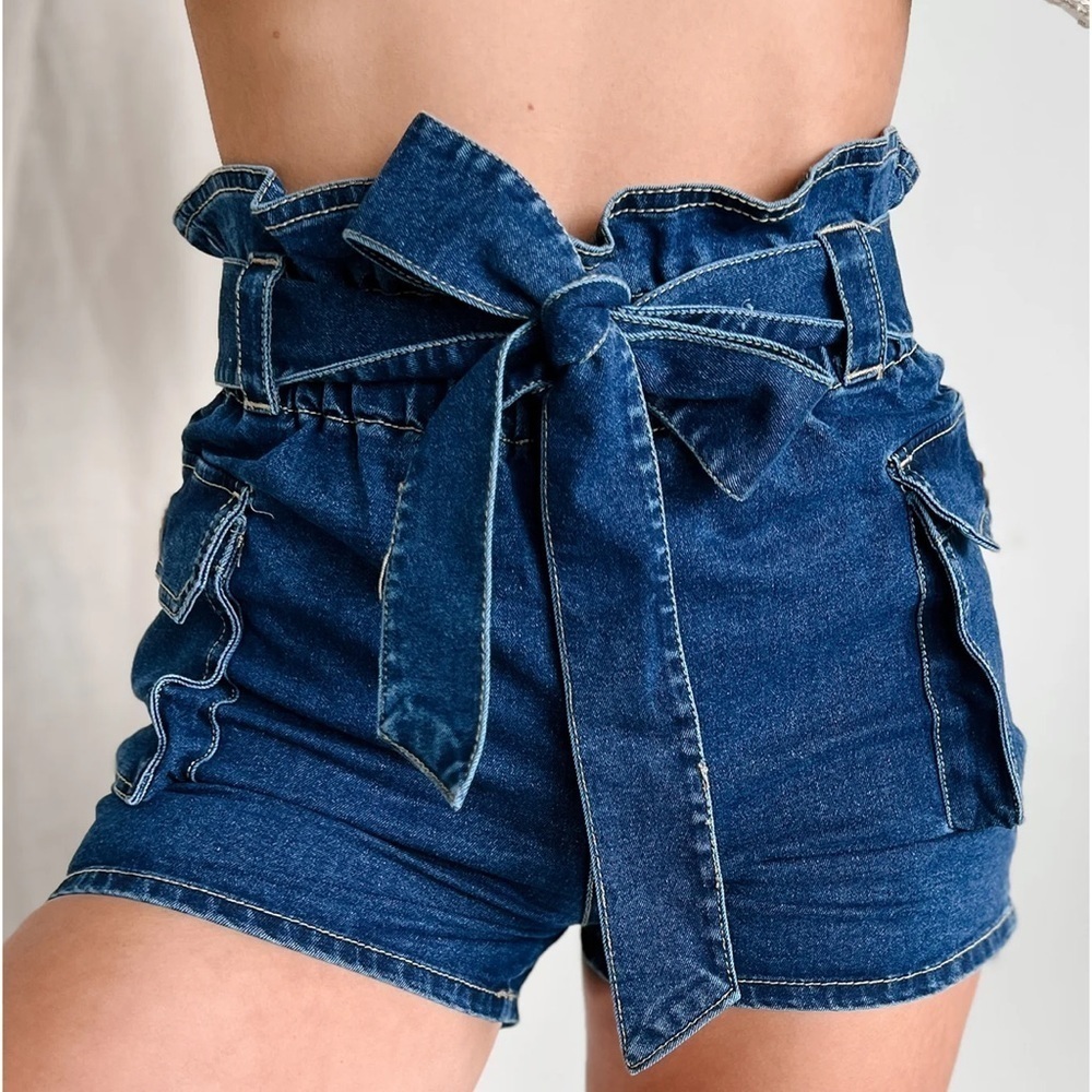 NanaMacs Larger Than Life Cargo Denim Paperbag Dark Wash Shorts Size Sma…